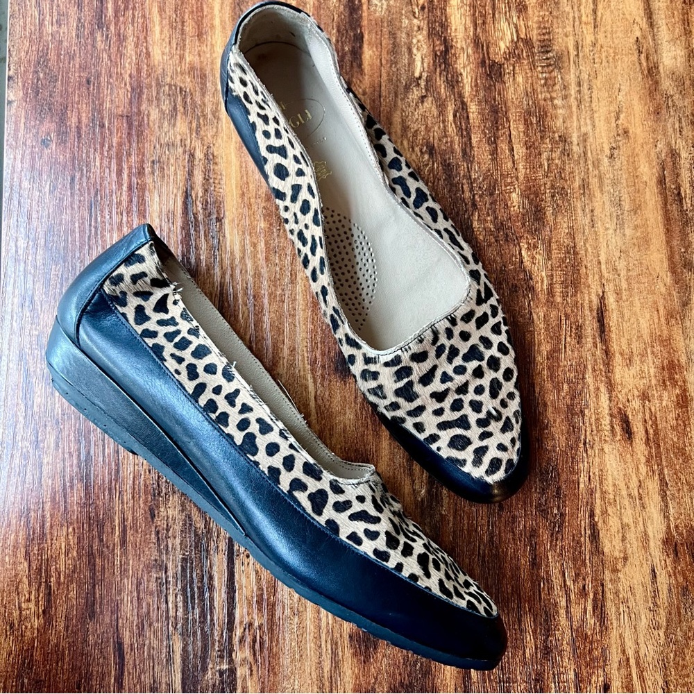 Bruno MAGLI made in Italy leopard calf hair flats